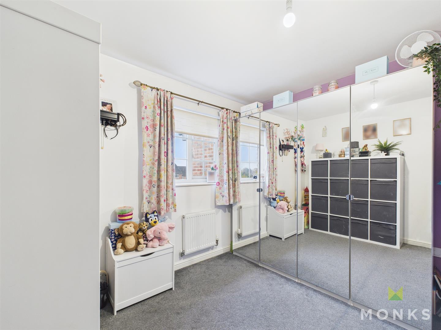 60 The Chestnuts, Shrewsbury, SY5 6JH For Sale